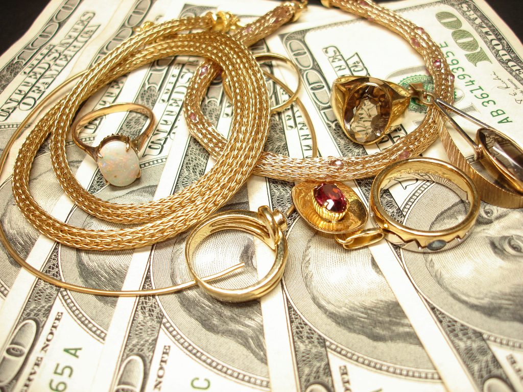 Where should i sell my hot sale gold jewelry